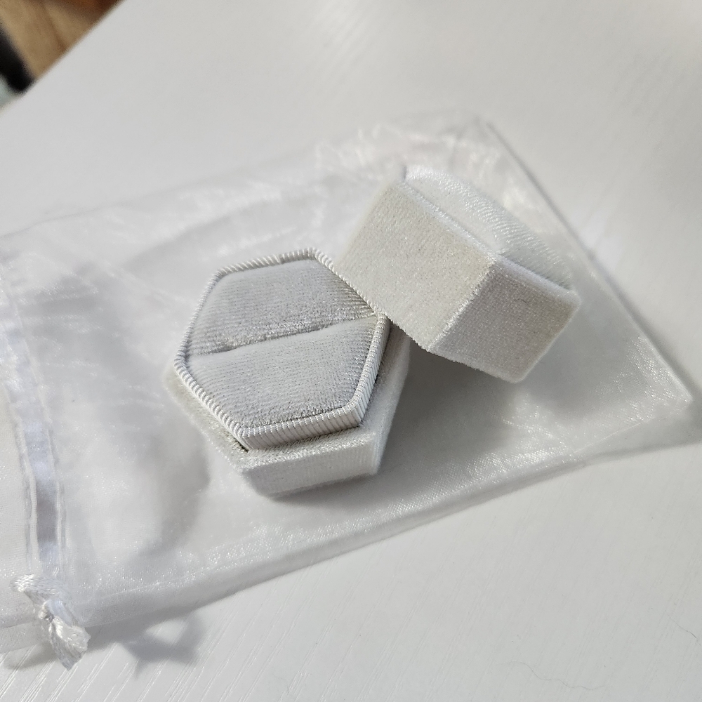 White Velvet Ring Box for Wedding or Proposal, One Size